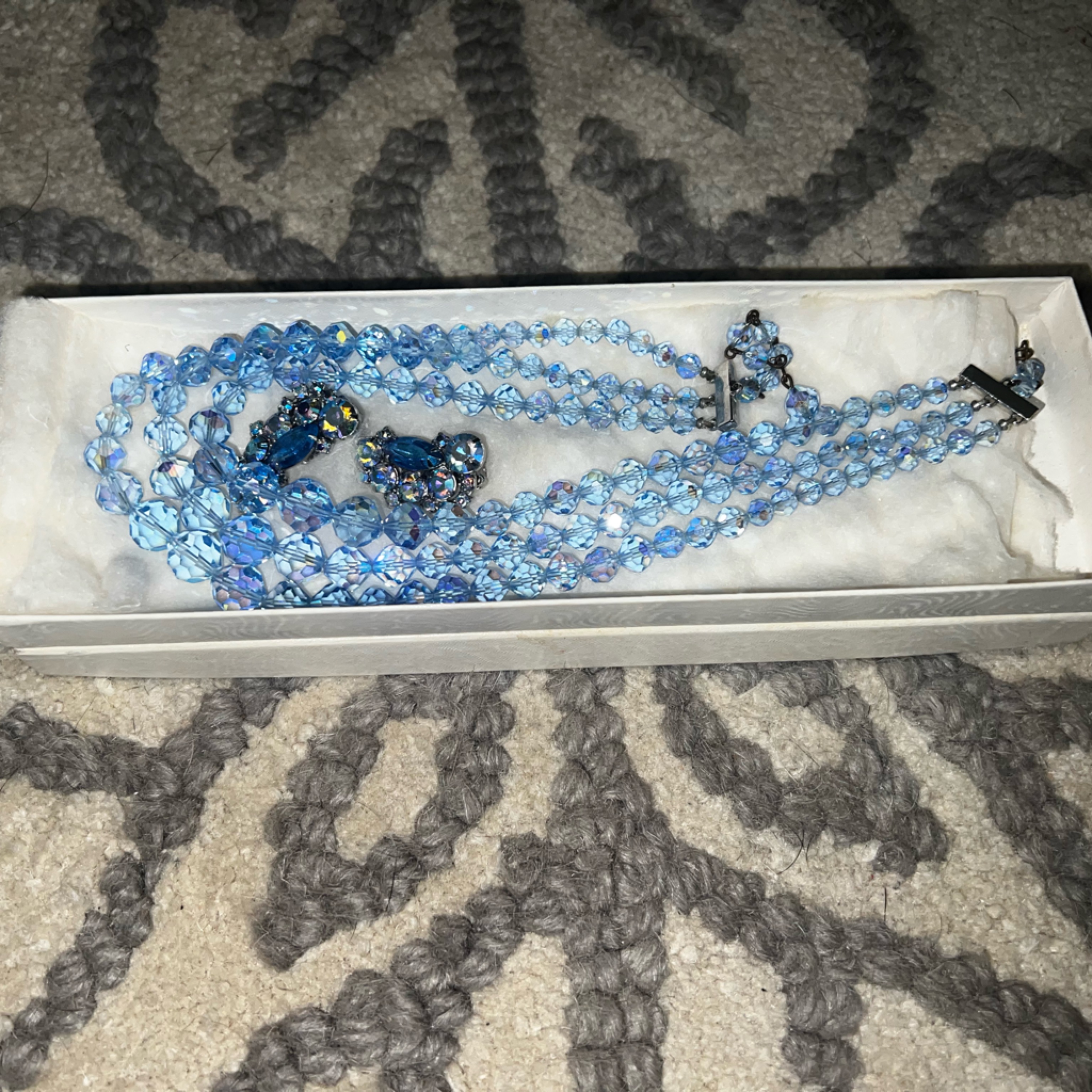 Vintage Laguna Signed Earrings And Necklace Set